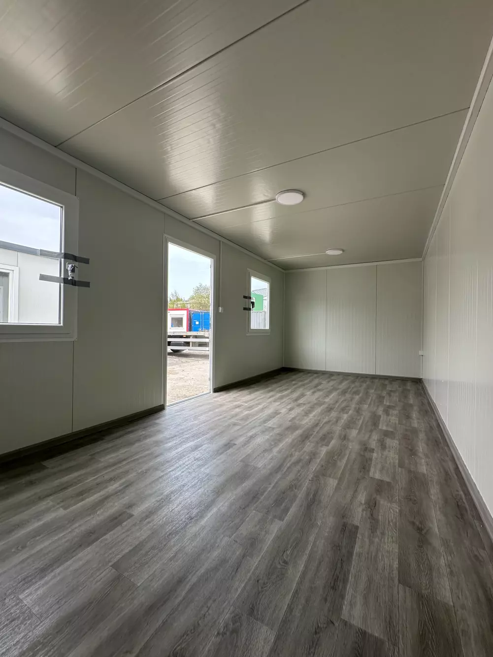 Kontejner L01 galerie 1